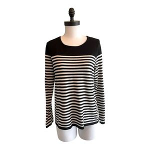 Chico’s size 0 (sm) crew neck black & white stripe button-sleeve sweater